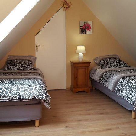 Vacation Home On Rue Du Marais 5 Petiville  المظهر الخارجي الصورة