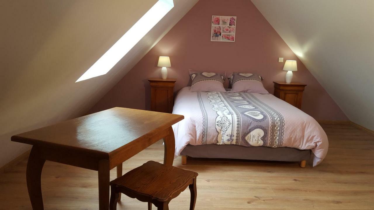 Vacation Home On Rue Du Marais 5 Petiville  المظهر الخارجي الصورة